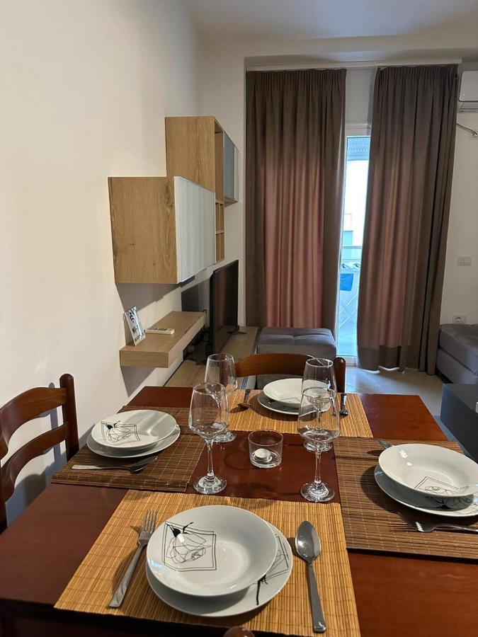 Siloria Apartments Vlore Bagian luar foto