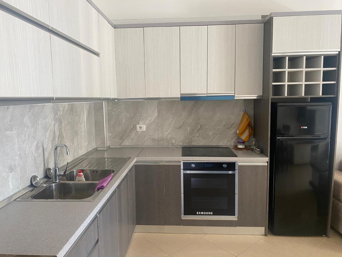 Siloria Apartments Vlore Bagian luar foto